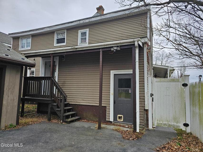 3 9th Street, photo 3