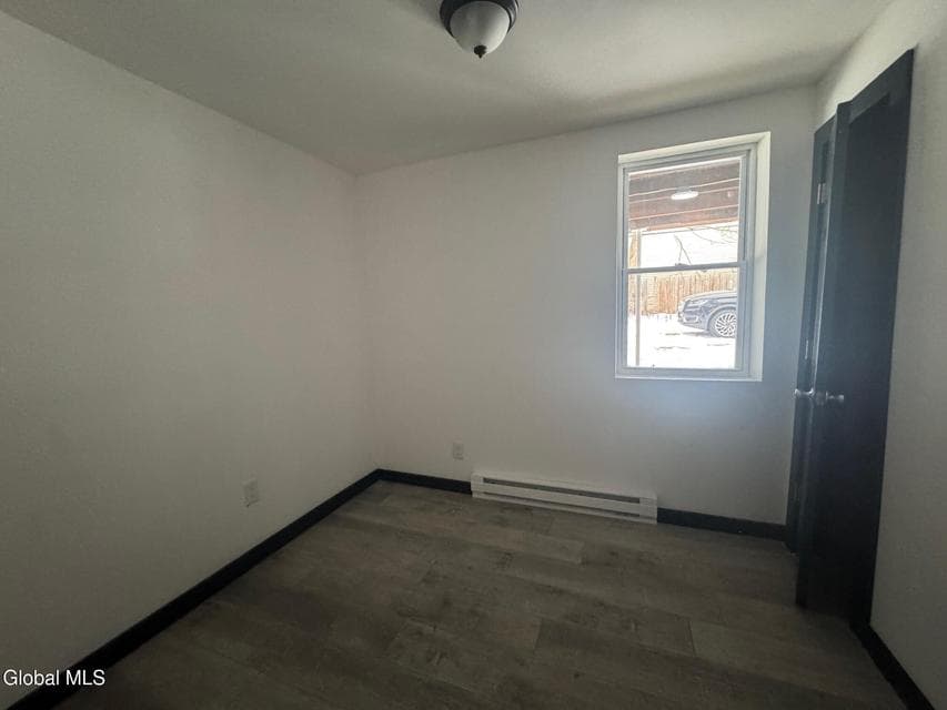 25 Spring Avenue, photo 5