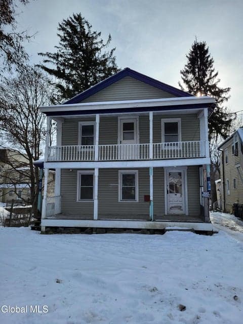 111 Park Place, photo 1