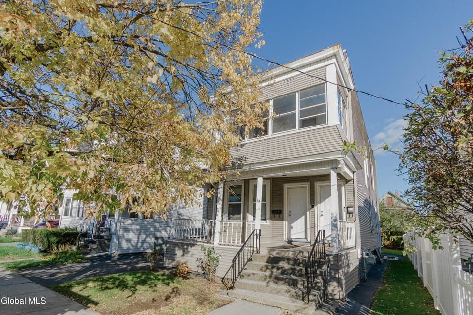 34 Hampton Street, Albany, NY 12209, photo 1