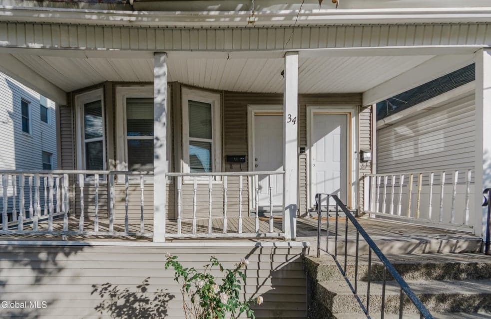 34 Hampton Street, Albany, NY 12209, photo 3