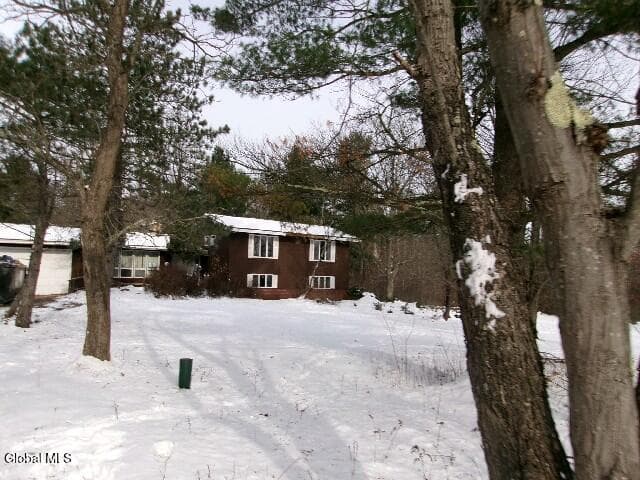 1958 Putnam Road, photo 2