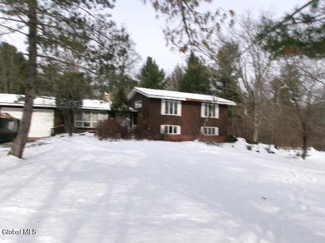 1958 Putnam Road, photo 3