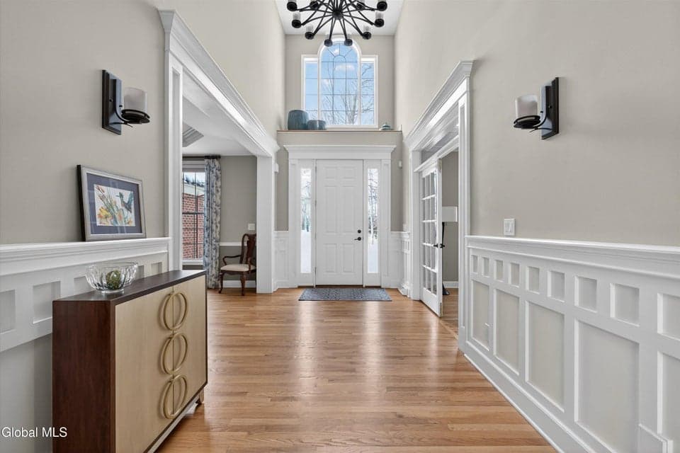 28 Winding Brook Drive, photo 5