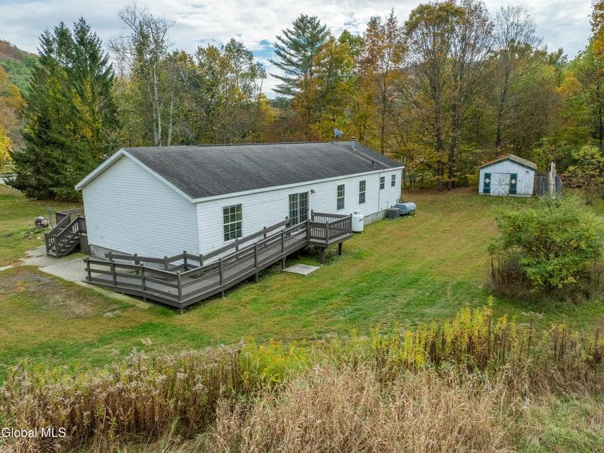 667 Ash Grove Road, photo 4