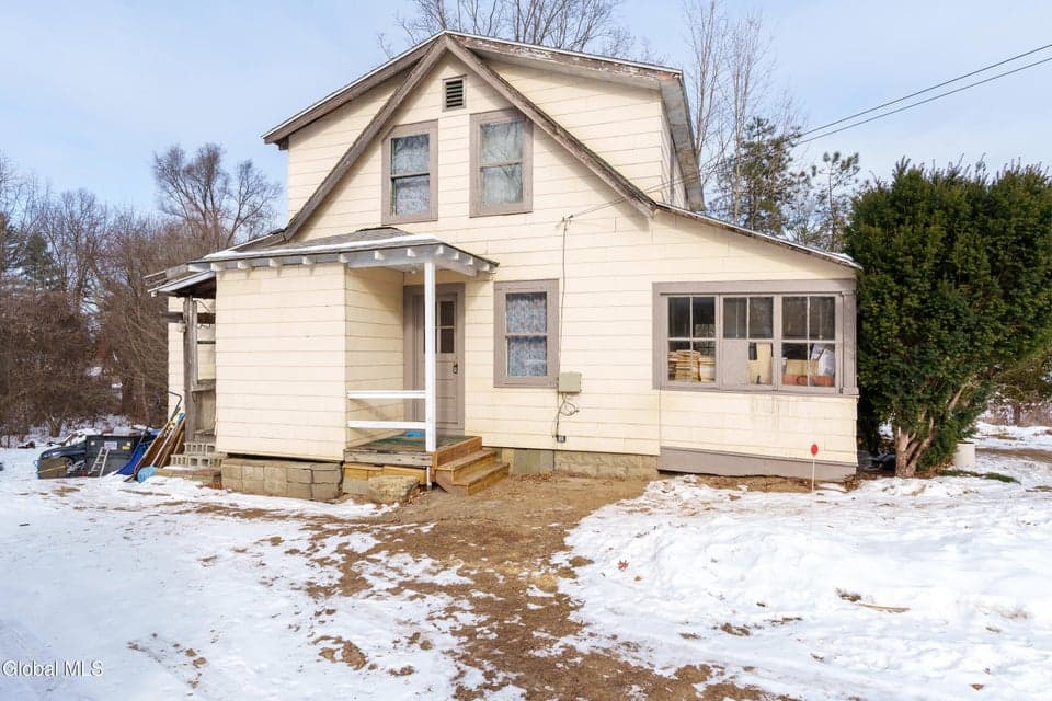 6181 Johnston Road, photo 1