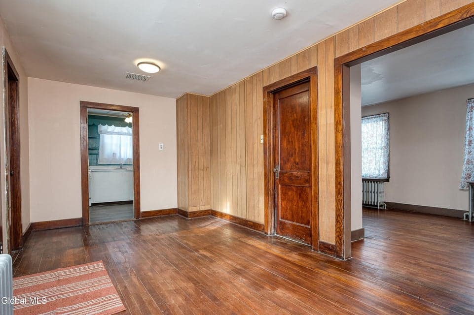 6181 Johnston Road, photo 4