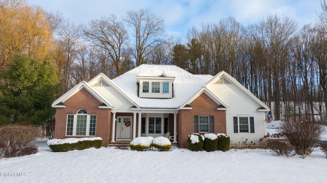122 Trask Lane, photo 1