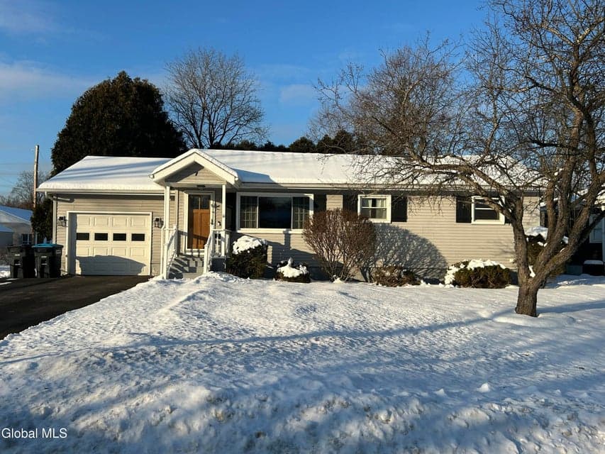 7 Patton Drive, photo 1