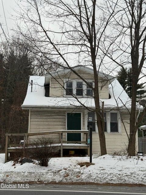 169 Schoolhouse Road, photo 1