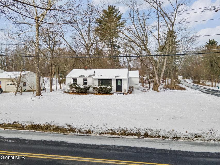 1491 Sunset Road, photo 3