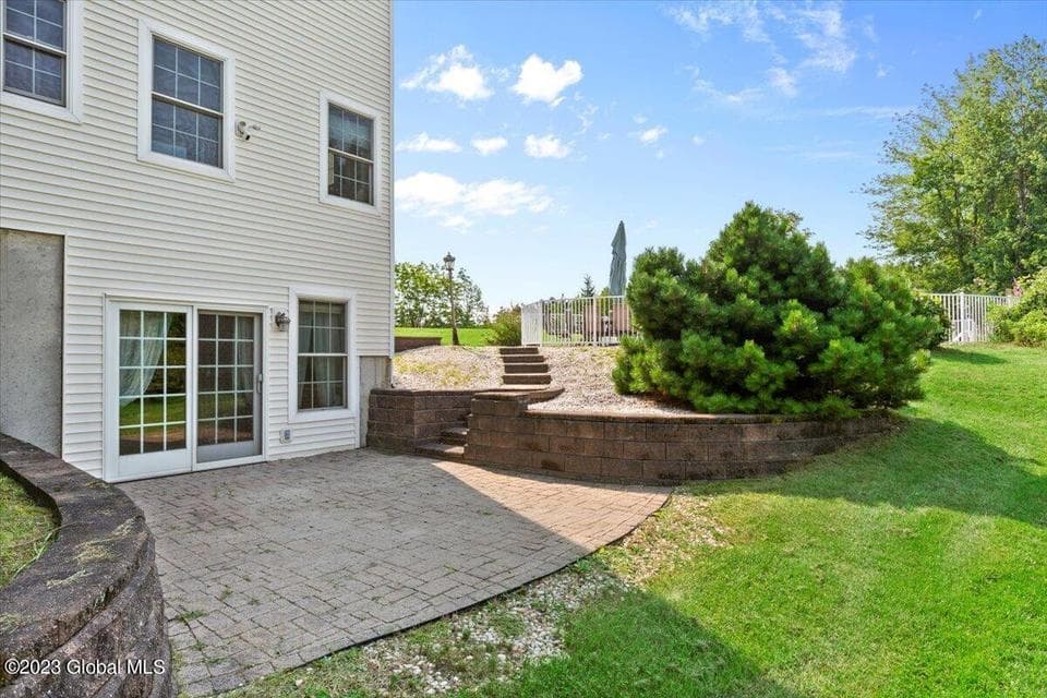 27 Ponderosa Boulevard, photo 5