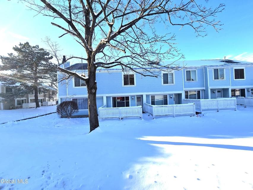 1005 Rockport Court, photo 1