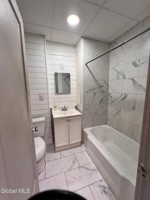 369 Hudson Avenue, photo 5