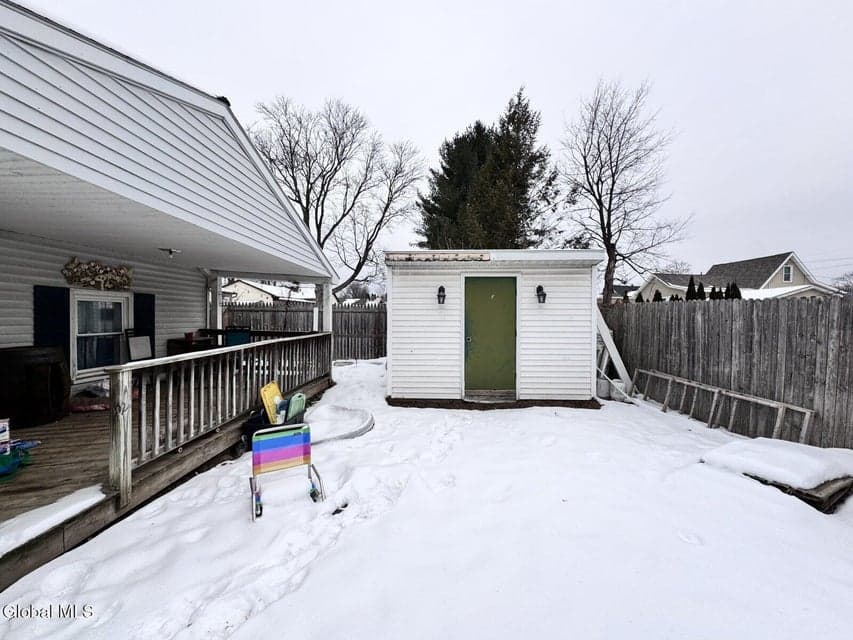 1379 Evergreen Avenue, photo 4