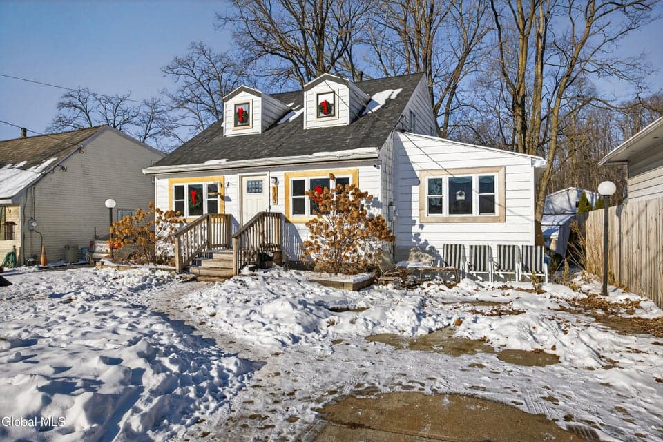173 Ward Avenue, photo 3