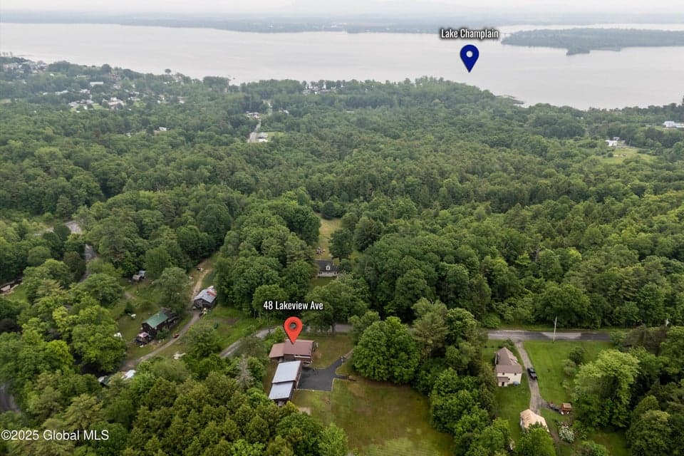 48 Lakeview Avenue, photo 2
