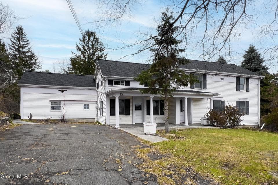 70 Orchard Hill Road, photo 2