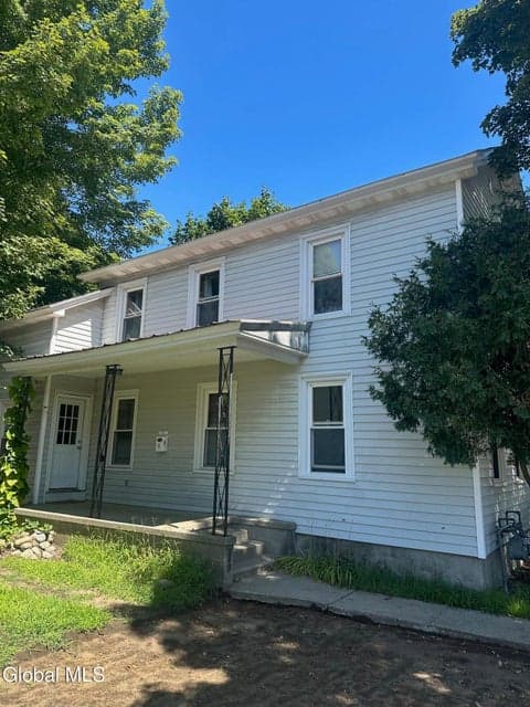26 Grand Street, Glens Falls, NY, photo 3