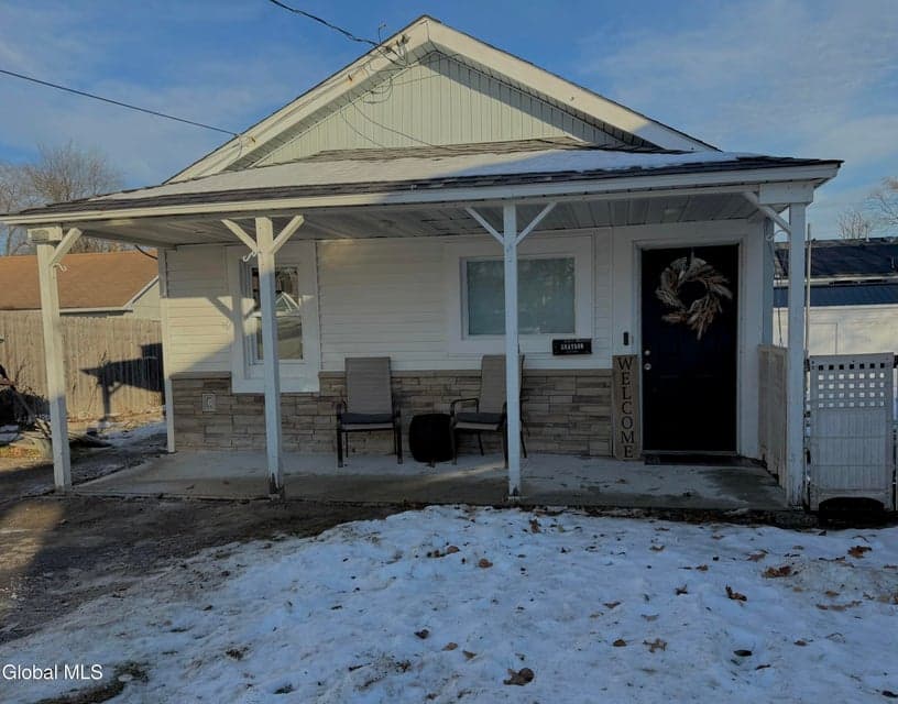 1872 Stuart Street, photo 1