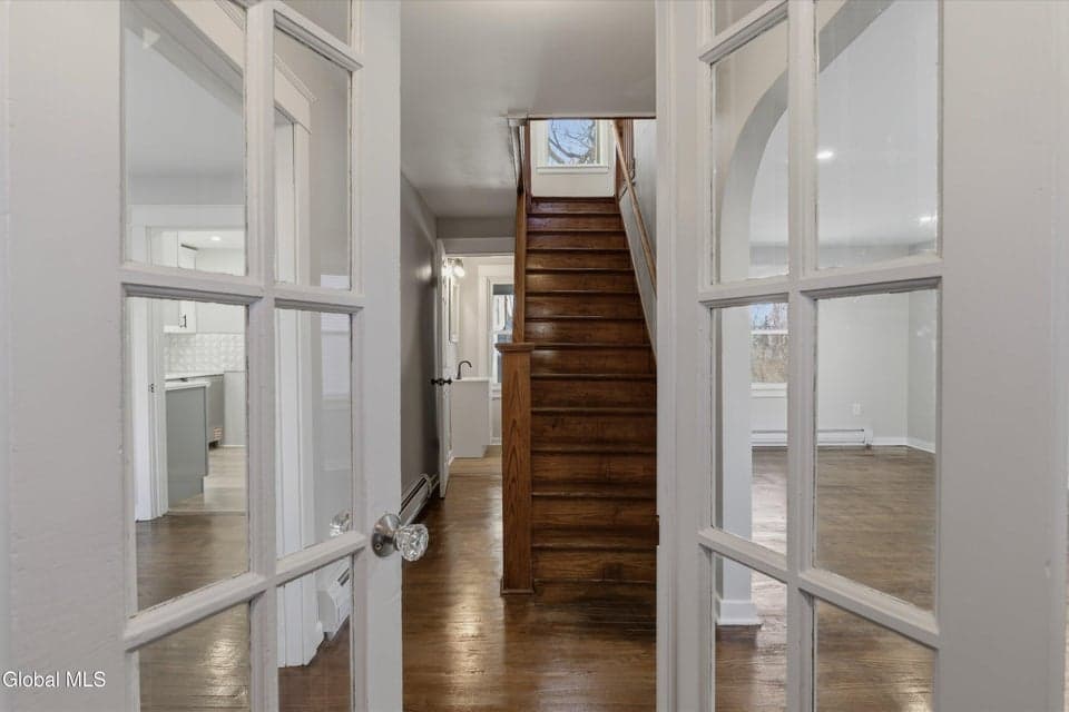28 Pulver Avenue, photo 5