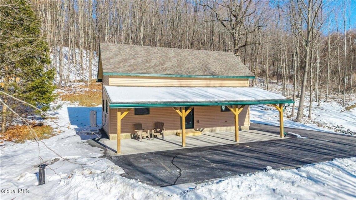 271 Bald Mountain Road, photo 1