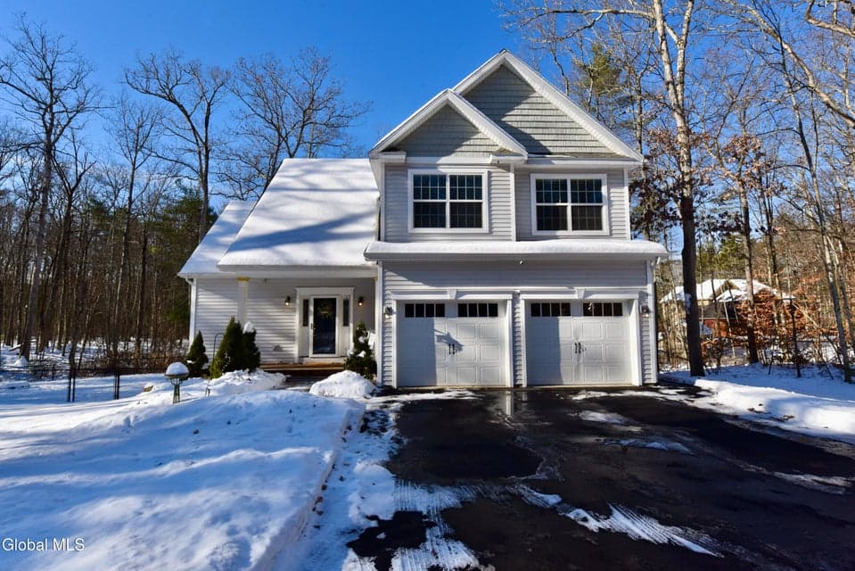 141 Ruggles Road, photo 2