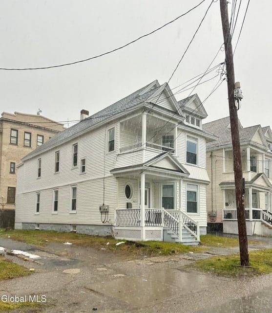 421 Summit Avenue, photo 4