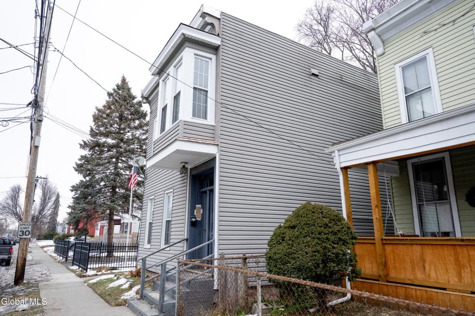 104 2nd Avenue, Troy, NY, photo 2