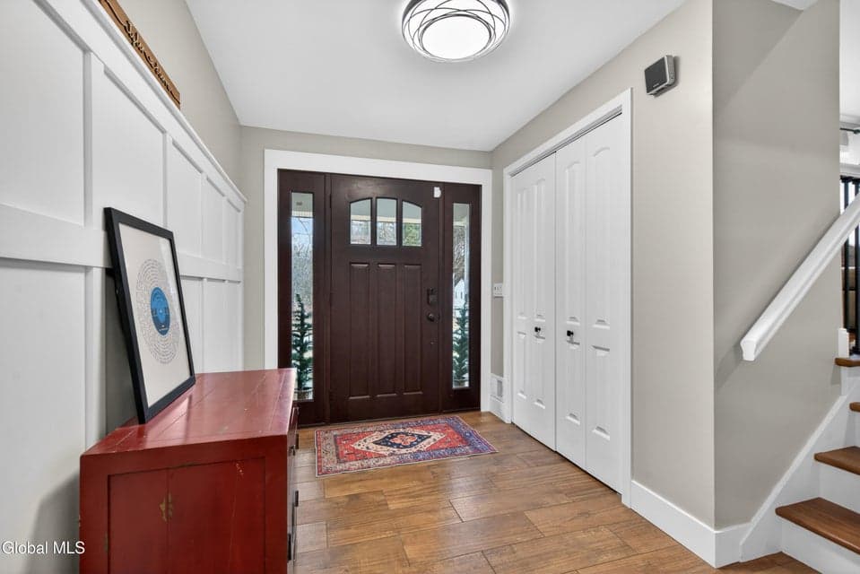 23 Northcrest Drive, photo 3