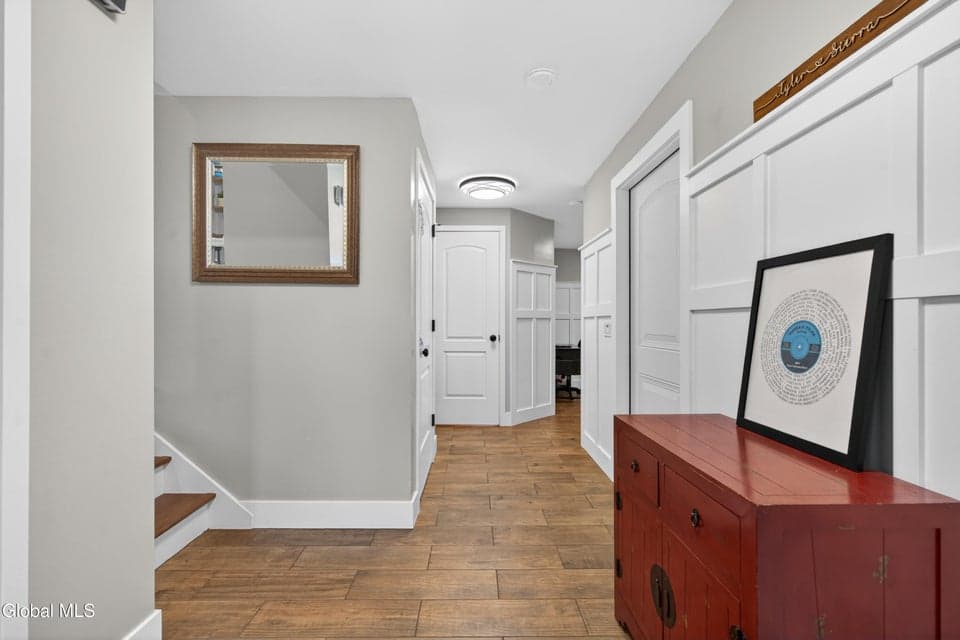 23 Northcrest Drive, photo 4