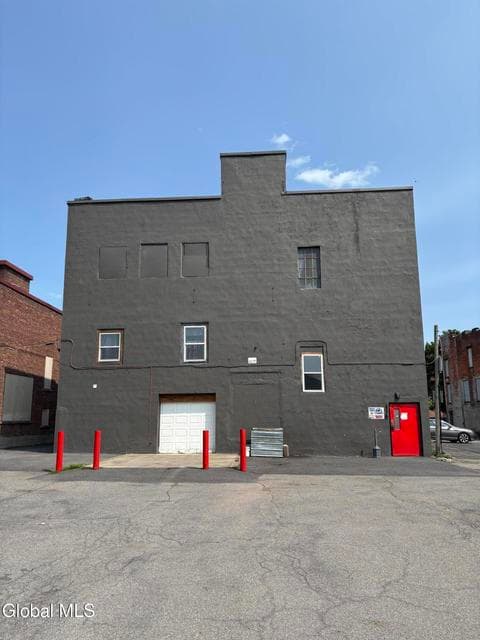 91 N Main Street, photo 2