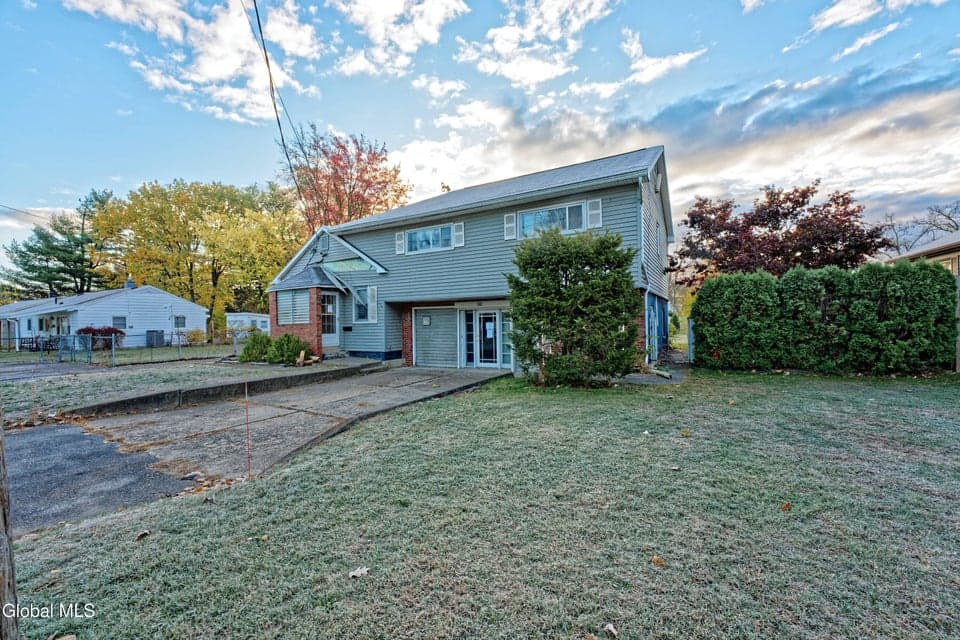 318 Chiswell Road, photo 2
