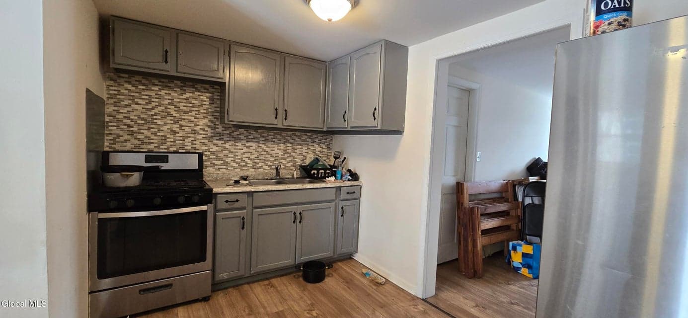 95 3rd Street, photo 2