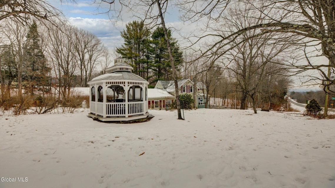 454 County Highway 146, photo 4