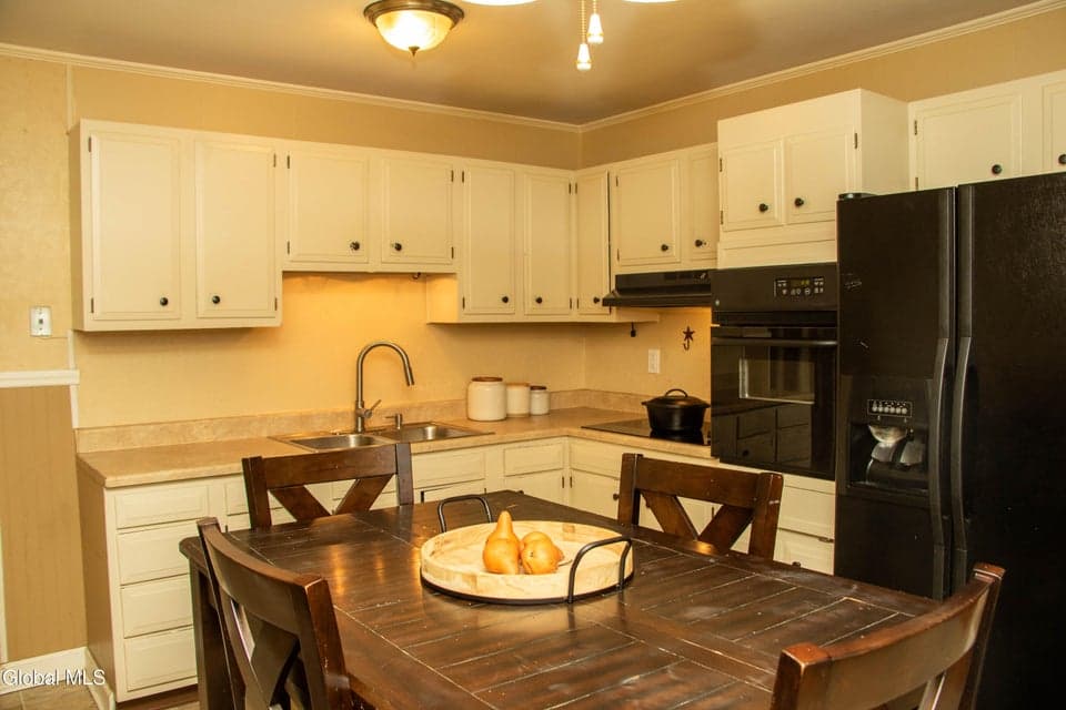 304 Dearborn Avenue, Schenectady, NY, photo 5