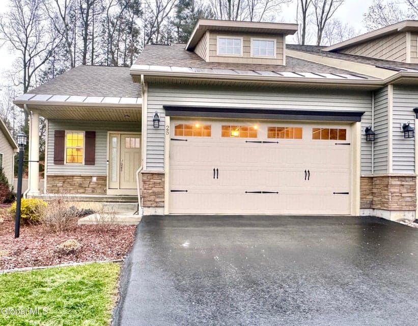 25 Canterbury Lane, photo 3
