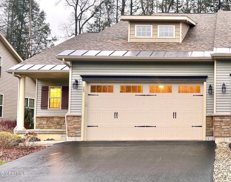 25 Canterbury Lane, photo 4