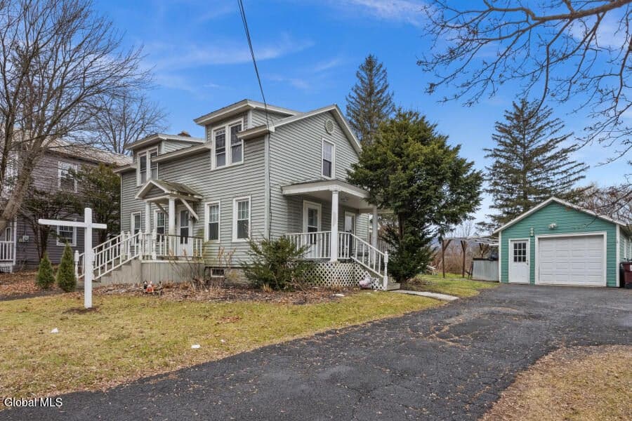 343 Main Street, photo 3
