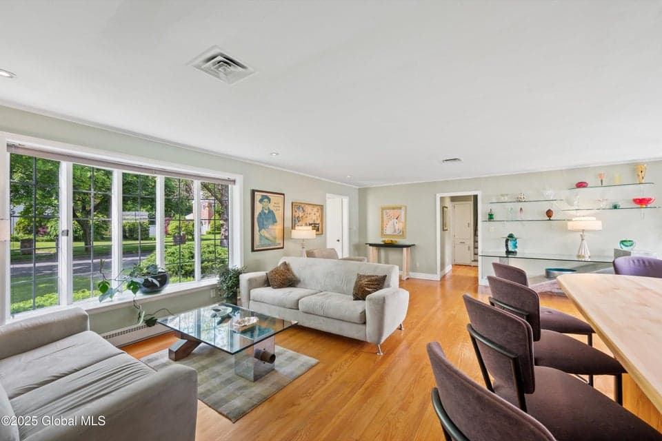 38 Horicon Avenue, photo 4