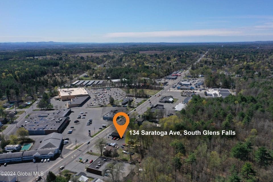 132 - 134 Saratoga Avenue, photo 2
