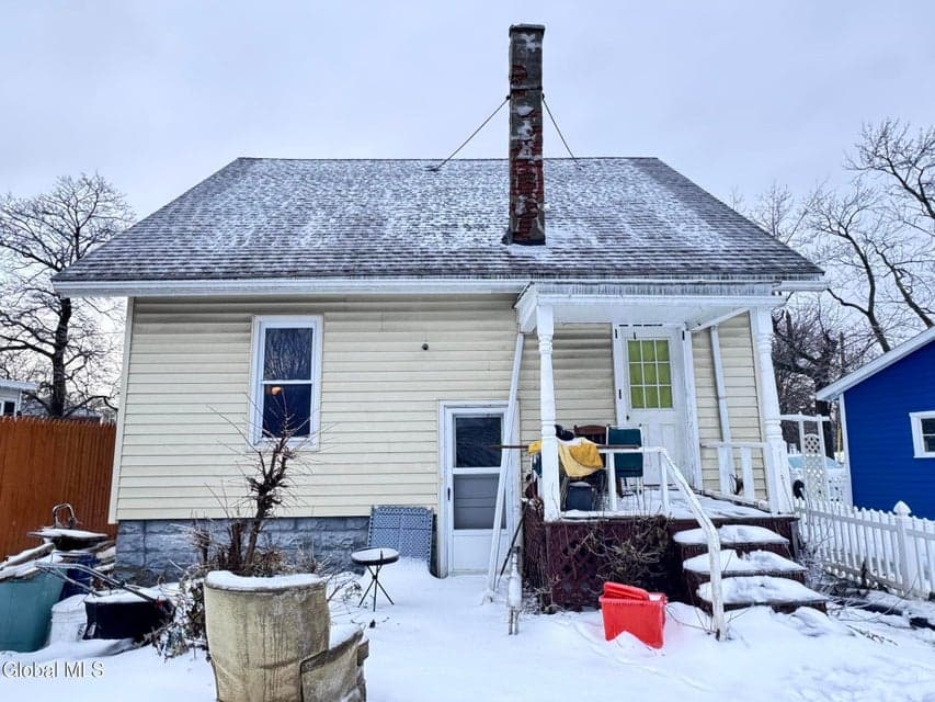 1903 Butterfield Avenue, photo 3