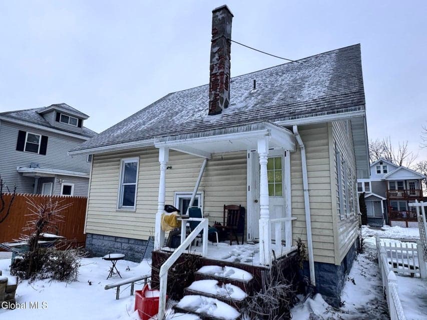 1903 Butterfield Avenue, photo 4
