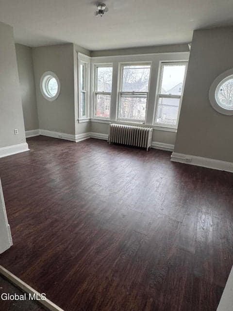 248 Catherine Street, photo 3