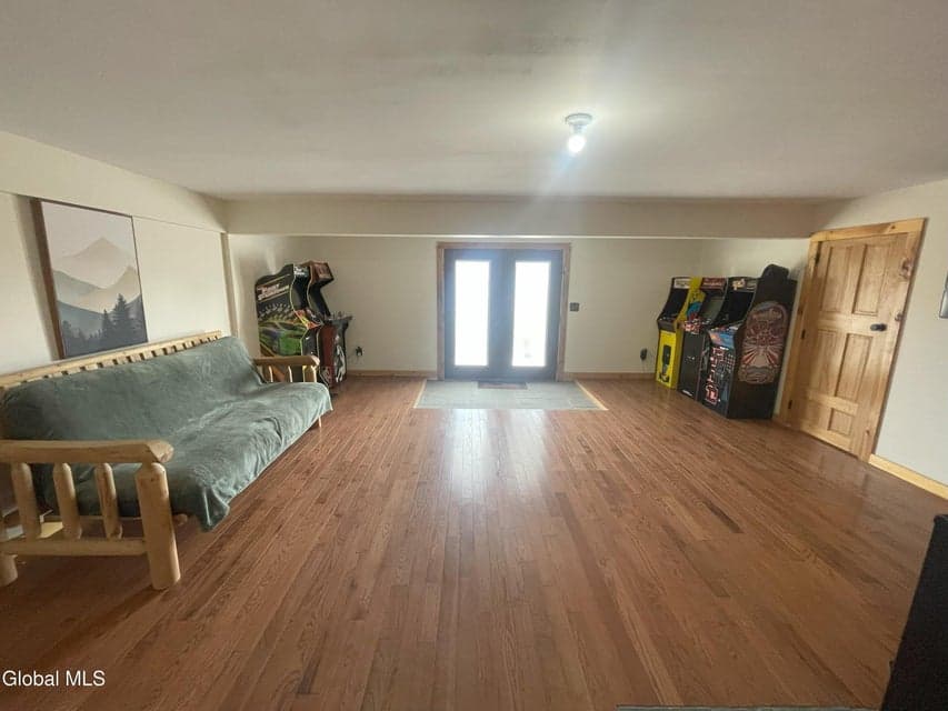 95 Powers Court, photo 4