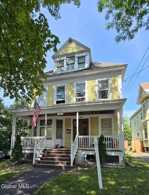 1027 Wendell Avenue