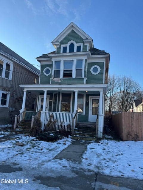 248 Catherine Street, photo 2