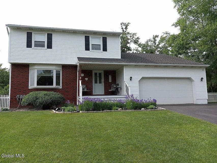 10 Brookside Court