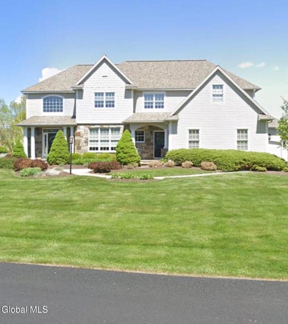 10 Shelbourne Drive