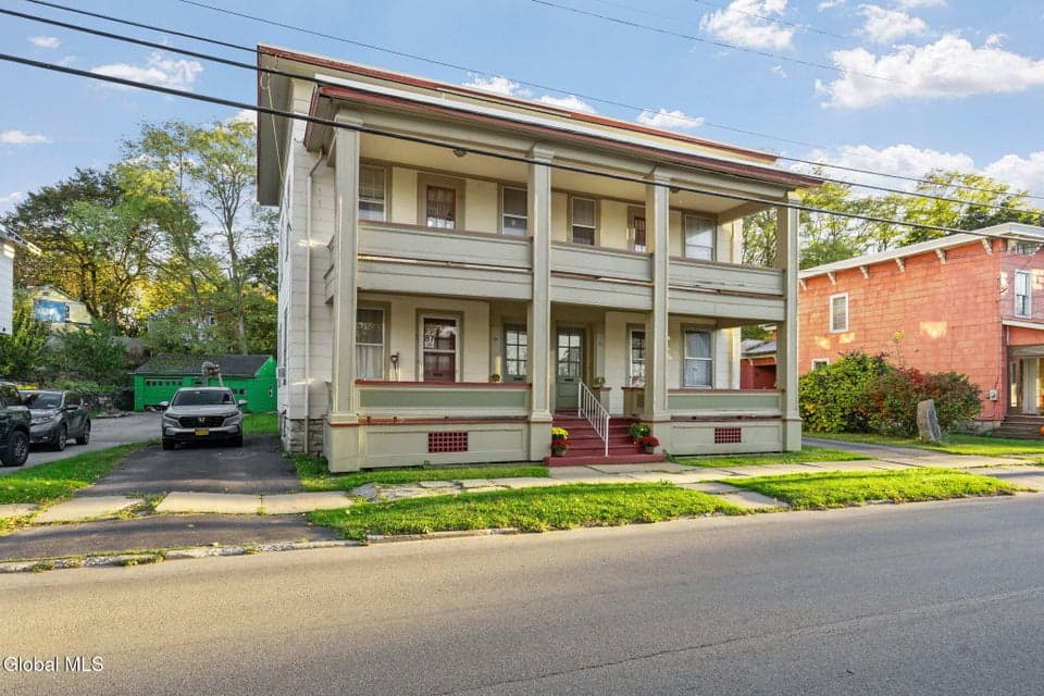 0.26 acres · Quadruplex